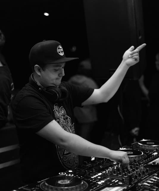 Demoe Beats