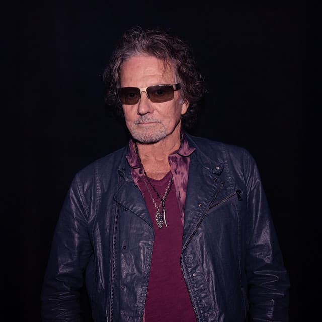 Mickey Thomas