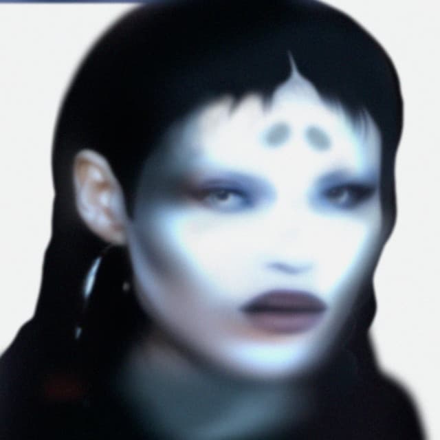 Saya Gray