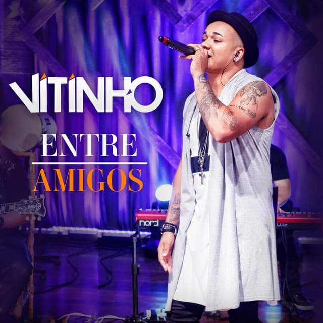 Entre Amigos (Ao Vivo) cover art