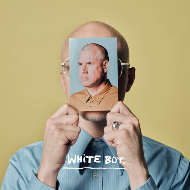 Spadl jsem mezi ně cover art